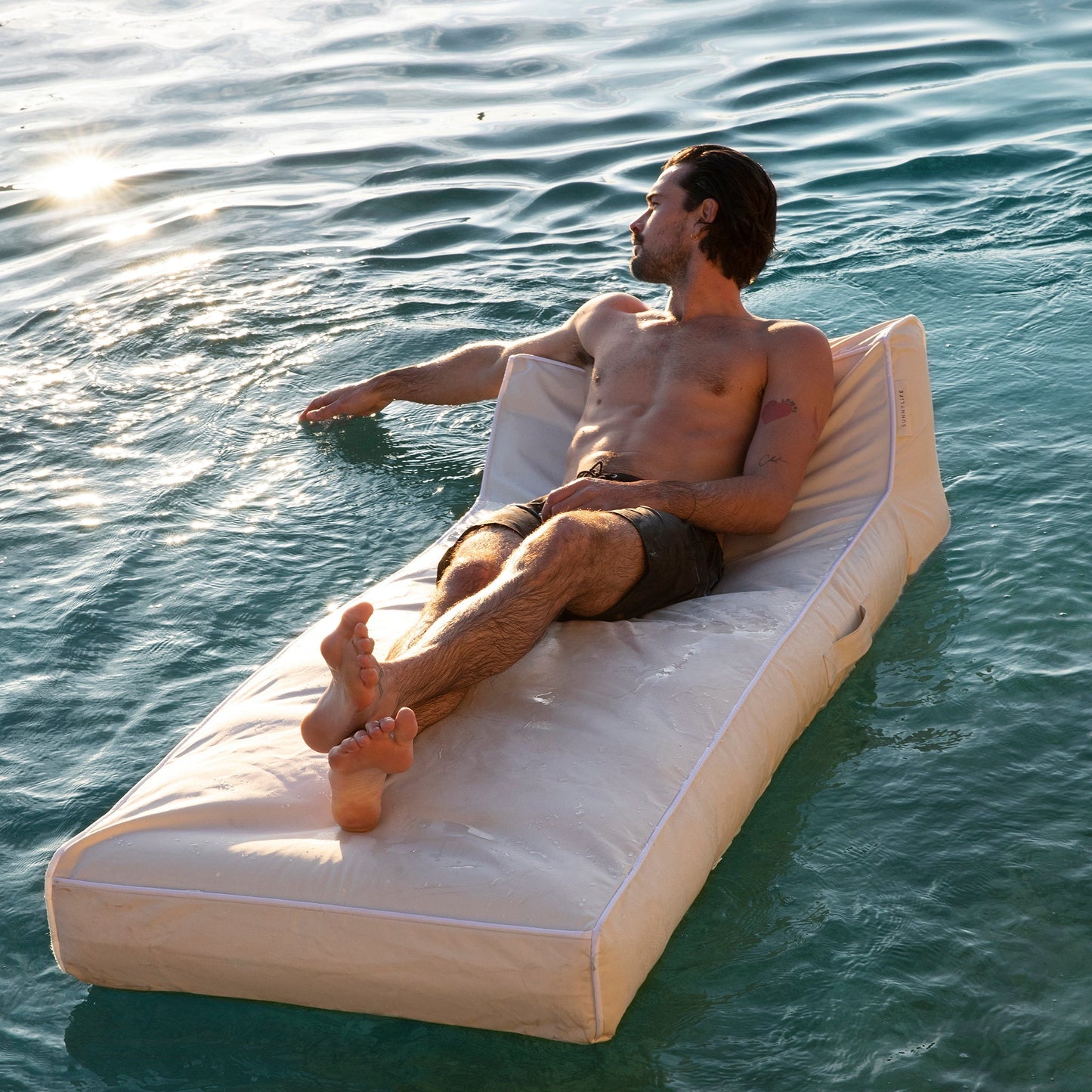 Sunny Life Luxe Lie-On Lounger – Casa Blanca