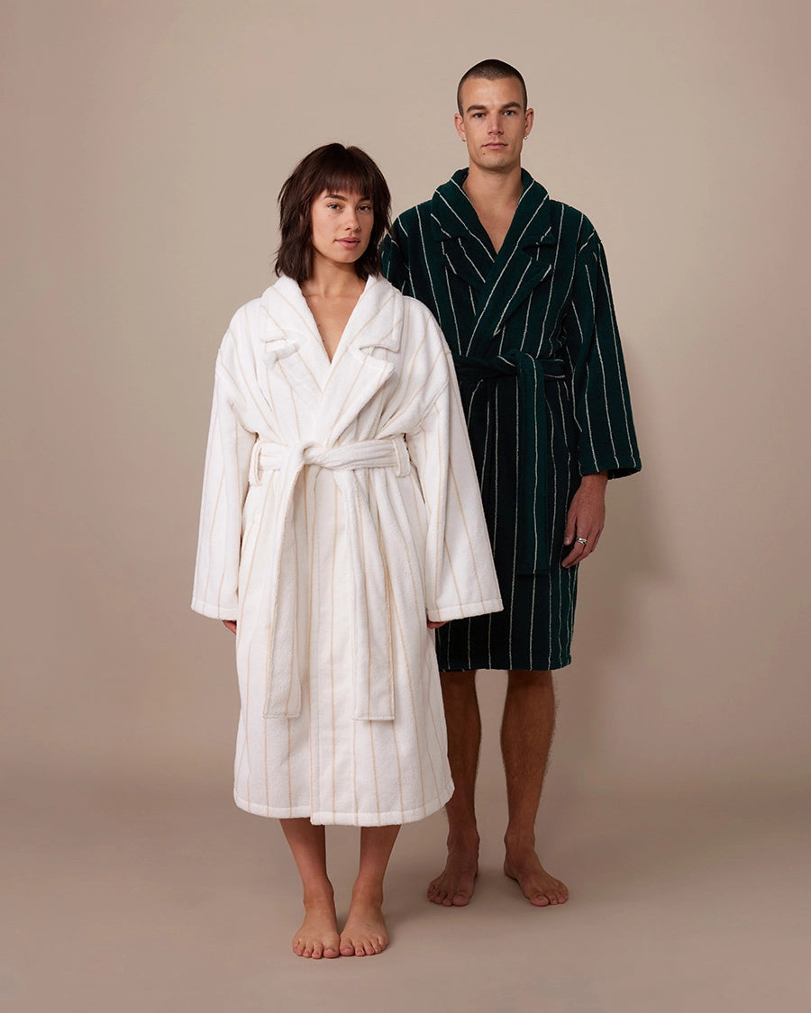 ROBE_HUNTER_0550_b4ef8c6c-aac0-4898-bf8a-cafed29f4ced.jpg