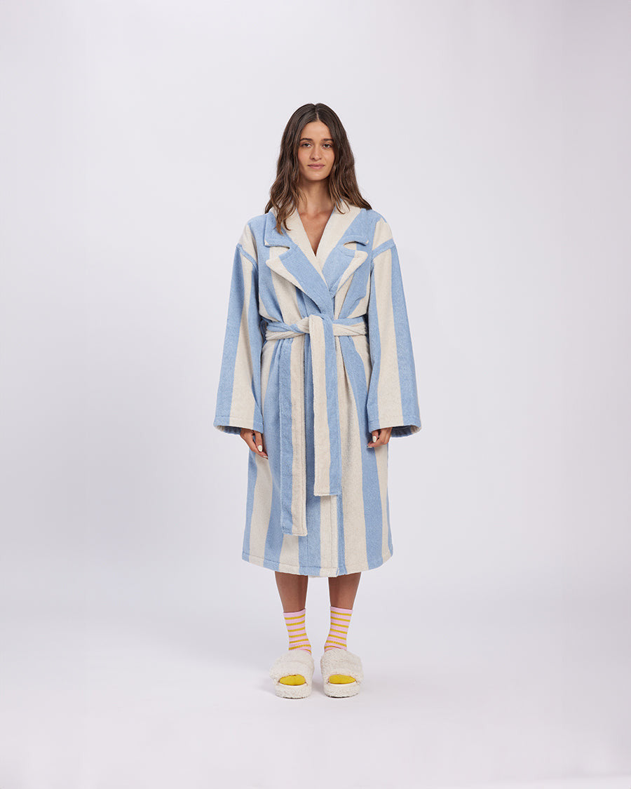 ROBE_RESORT_0416re-crop.jpg
